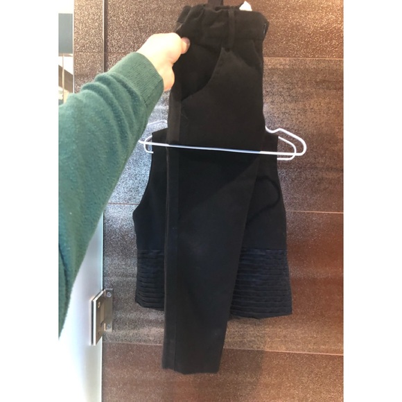 Boys size 6 tuxedo pants and vest set black - Picture 2 of 4